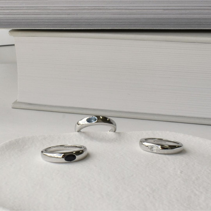 Baby Ying リング Black Sapphire