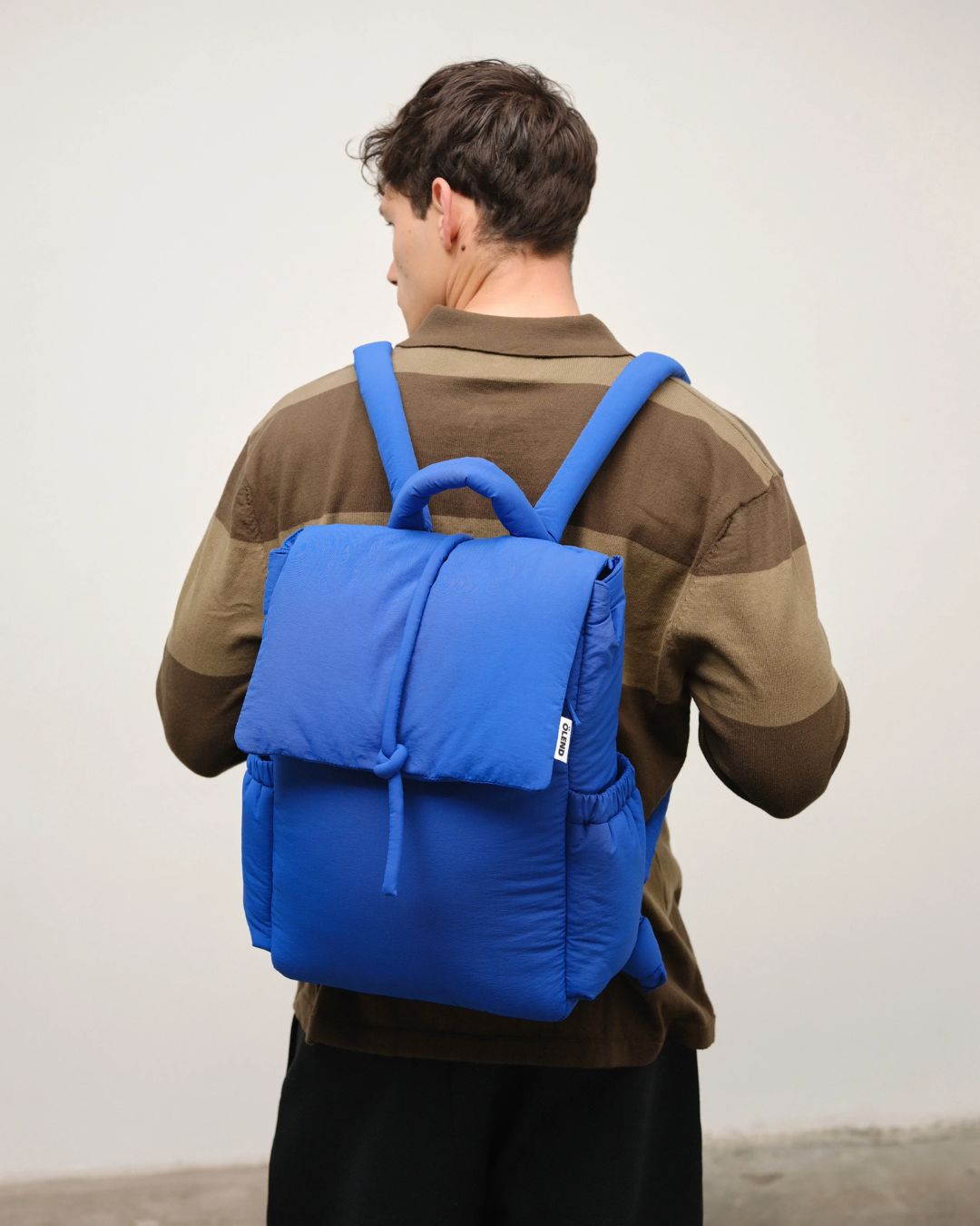 公式】ÖLEND オレンド Padded Holden Backpack バックパック Cobalt