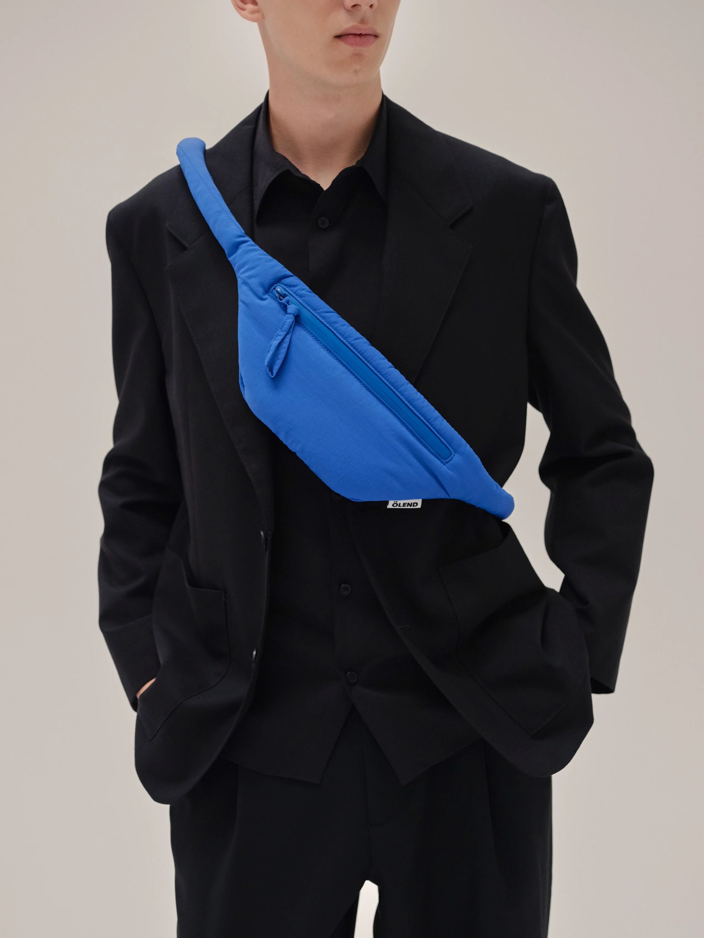 【OLEND】オーレンド パッド入りヒップパック Padded Hip Pack – Ölend
