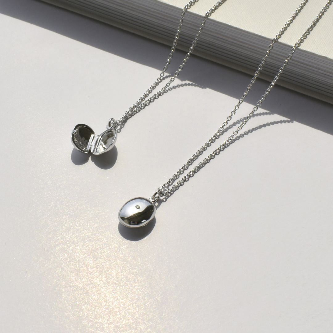 PATTARAPHAN ネックレス シルバー 21 6-N01 BABY LOCKET PATTARAPHAN パッタラパン Baby Locket ネックレス – CHELSEA