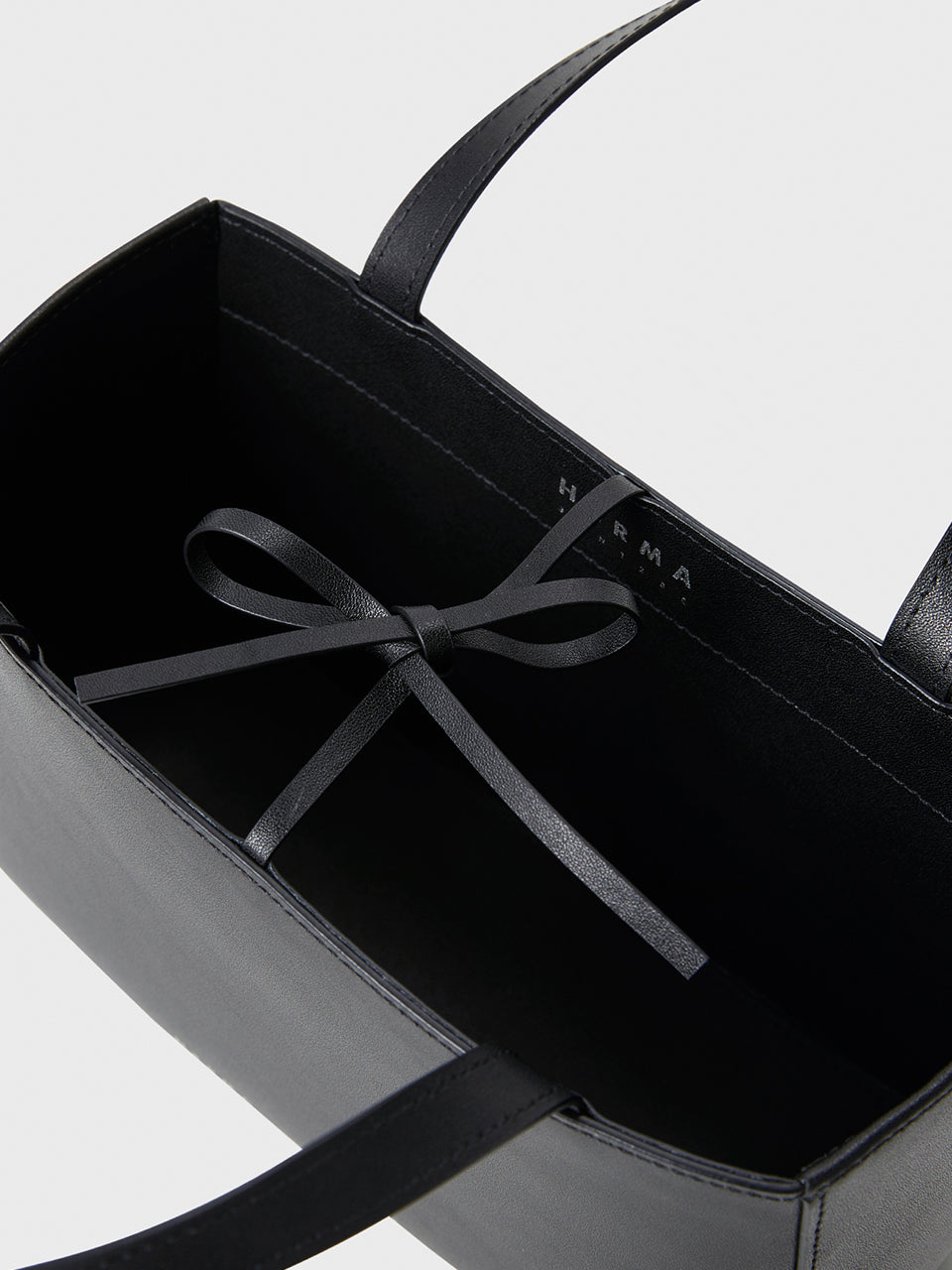 Cua Tote Bag | Black