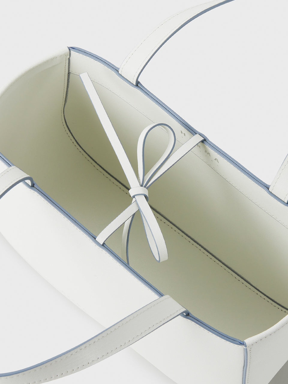 Cua Tote Bag | White