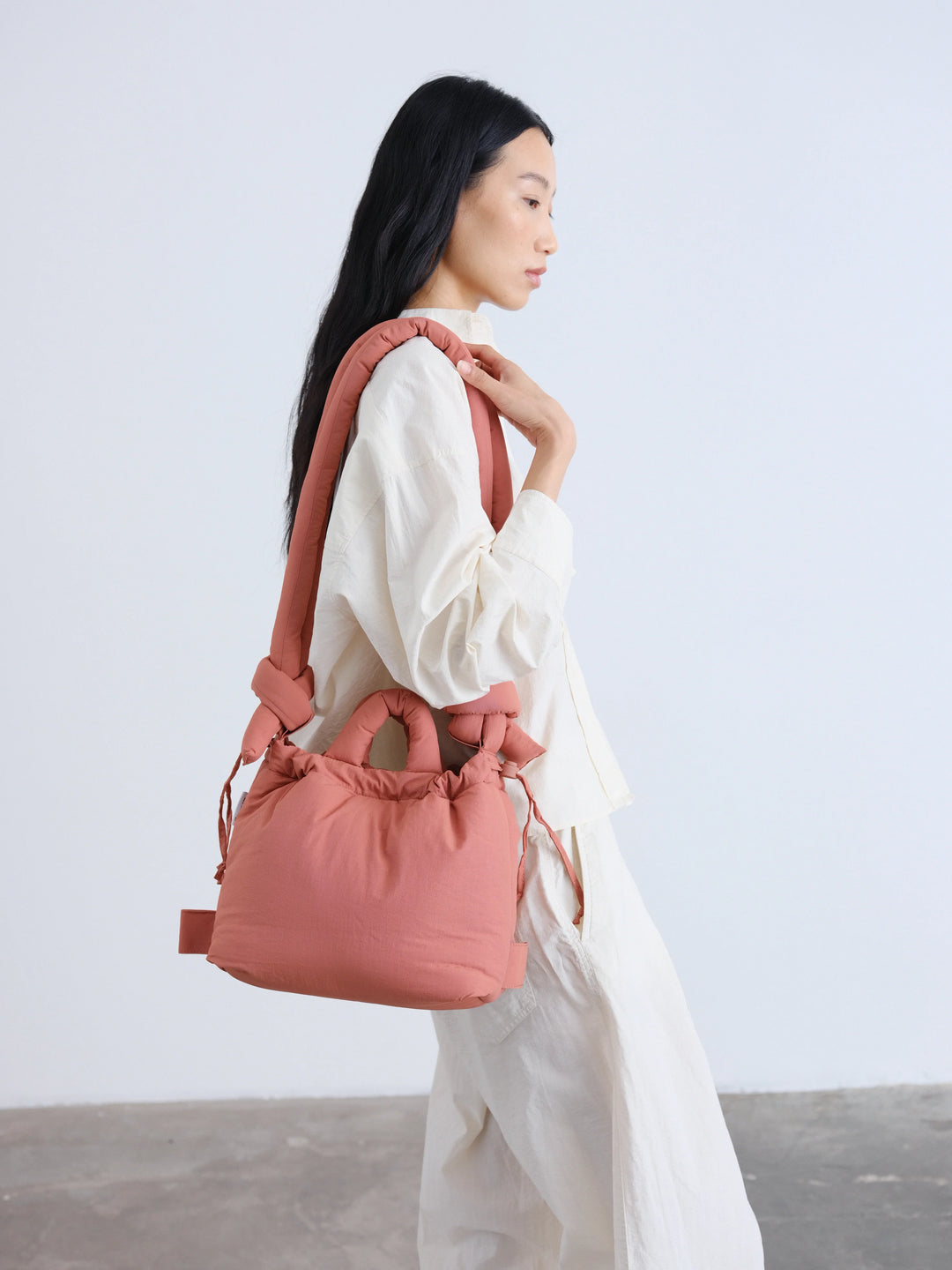 Compact Ona Soft Bag | Soft Peach
