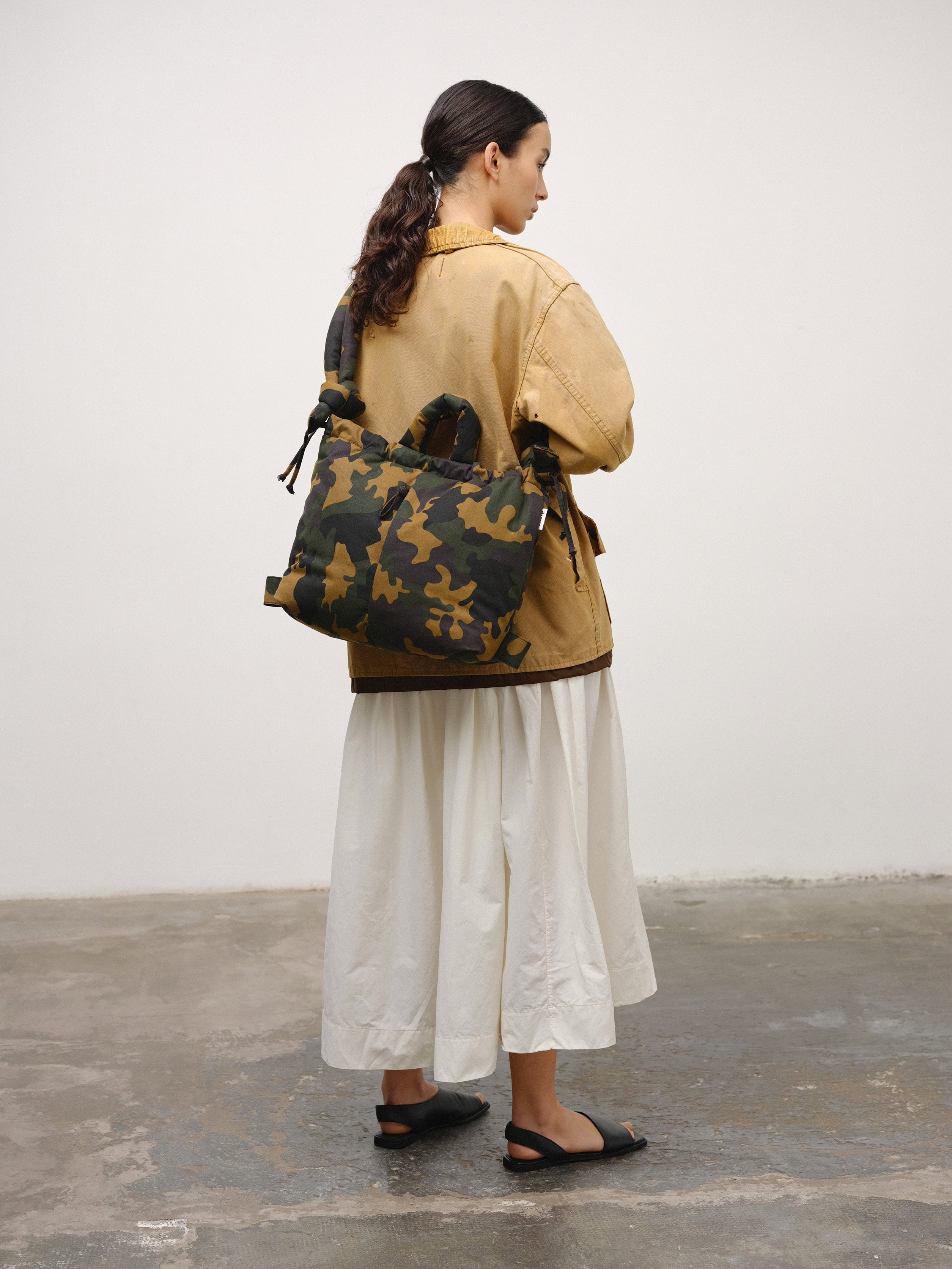 【Yama様】【美品】ÖLEND オレンド Ona Soft Bag 公式】ÖLEND オレンド Ona Soft Bag バッグ Camu – CHELSEA