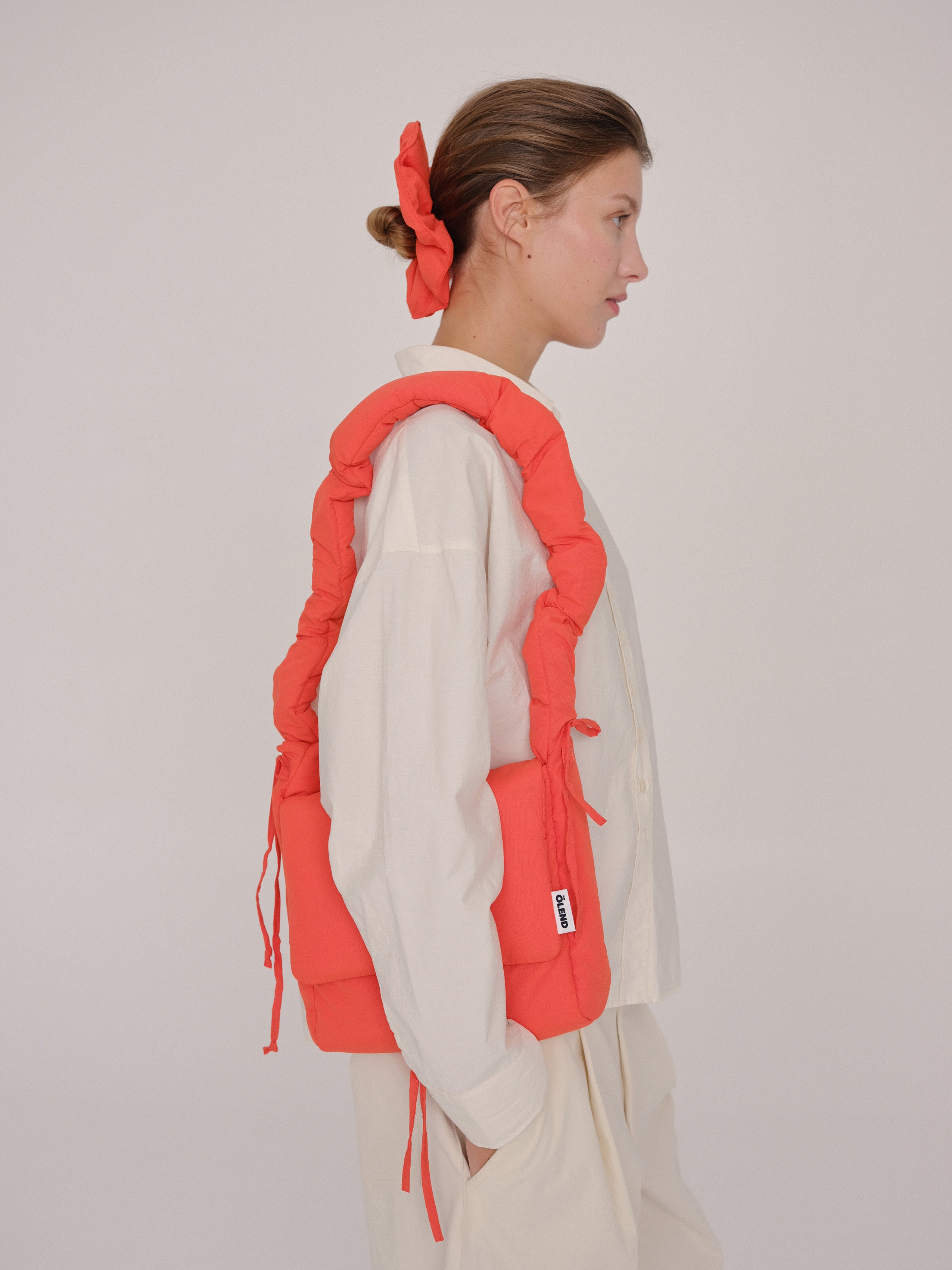 公式】ÖLEND オレンド Padded Scrunchy シュシュ – CHELSEA