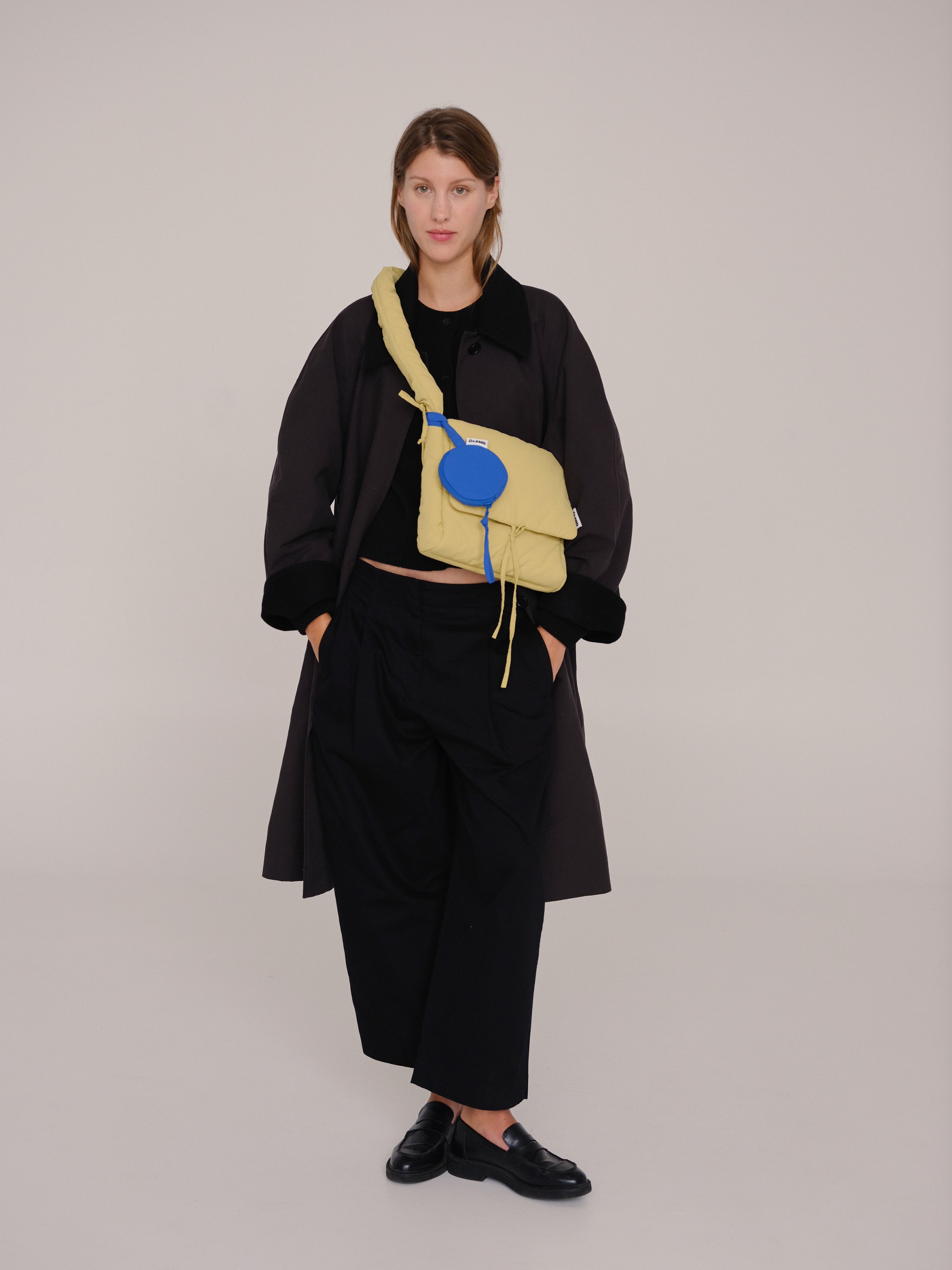 安心追跡【OLEND】Circular mini purse 円形ミニポーチ(送料込) 公式】ÖLEND オレンド Circuler Mini Purse ミニポーチ – CHELSEA