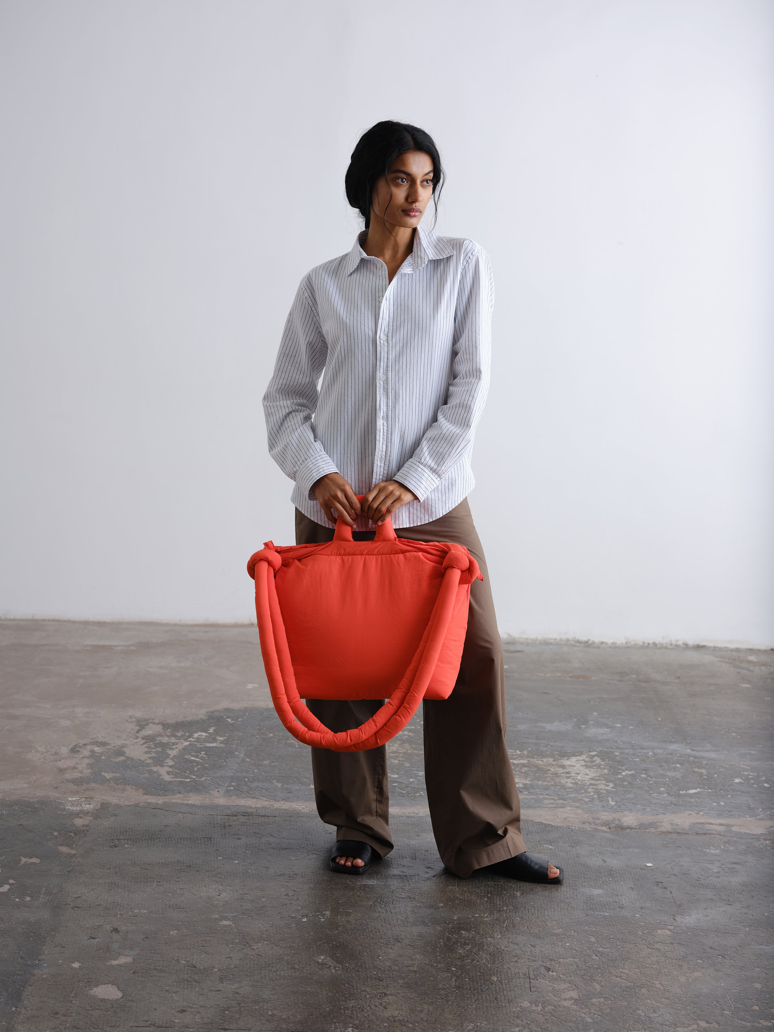 公式】ÖLEND オレンド Ona Pro Soft Bag バッグ Black – CHELSEA