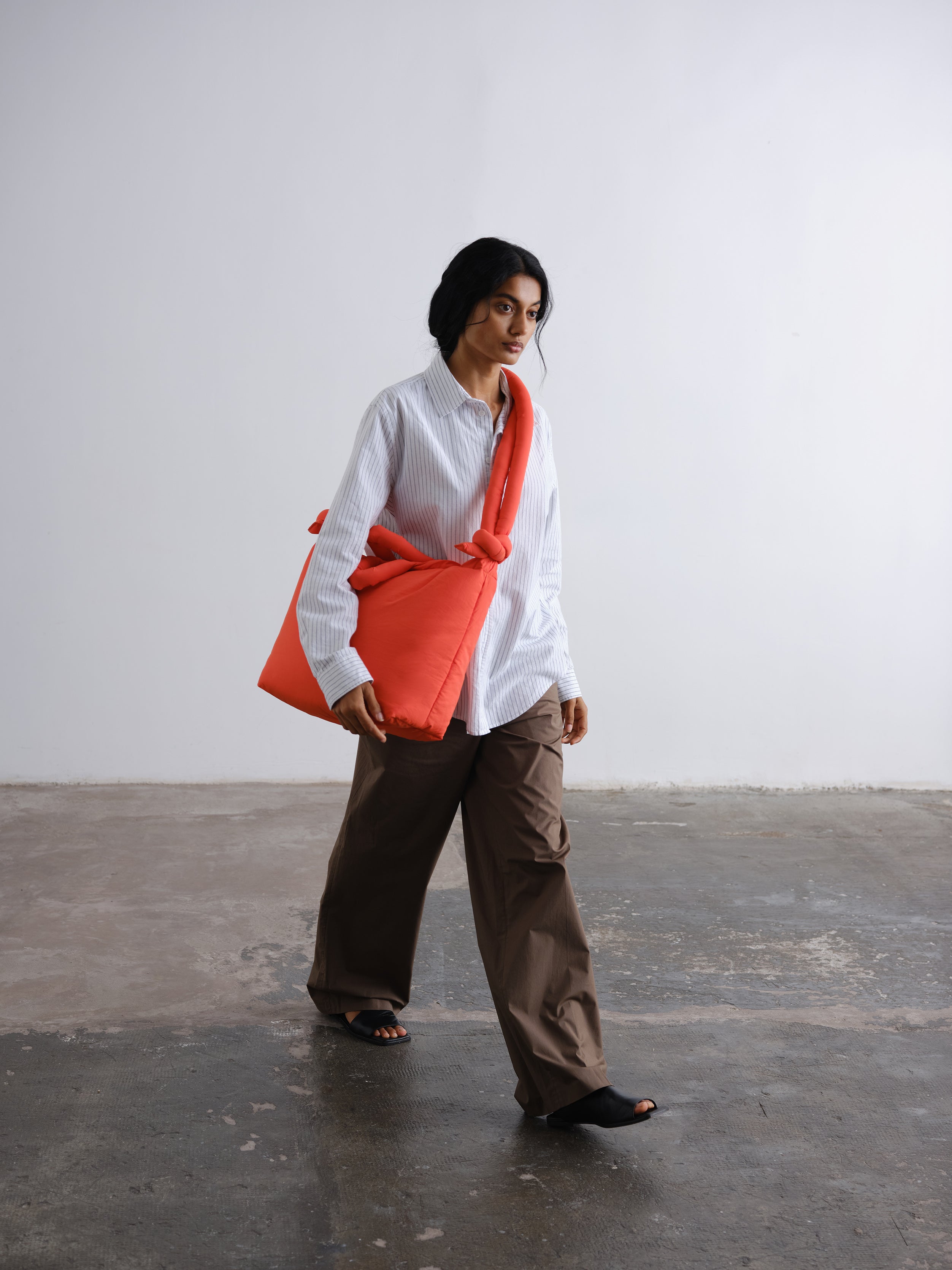 公式】ÖLEND オレンド Ona Pro Soft Bag バッグ Sand – CHELSEA
