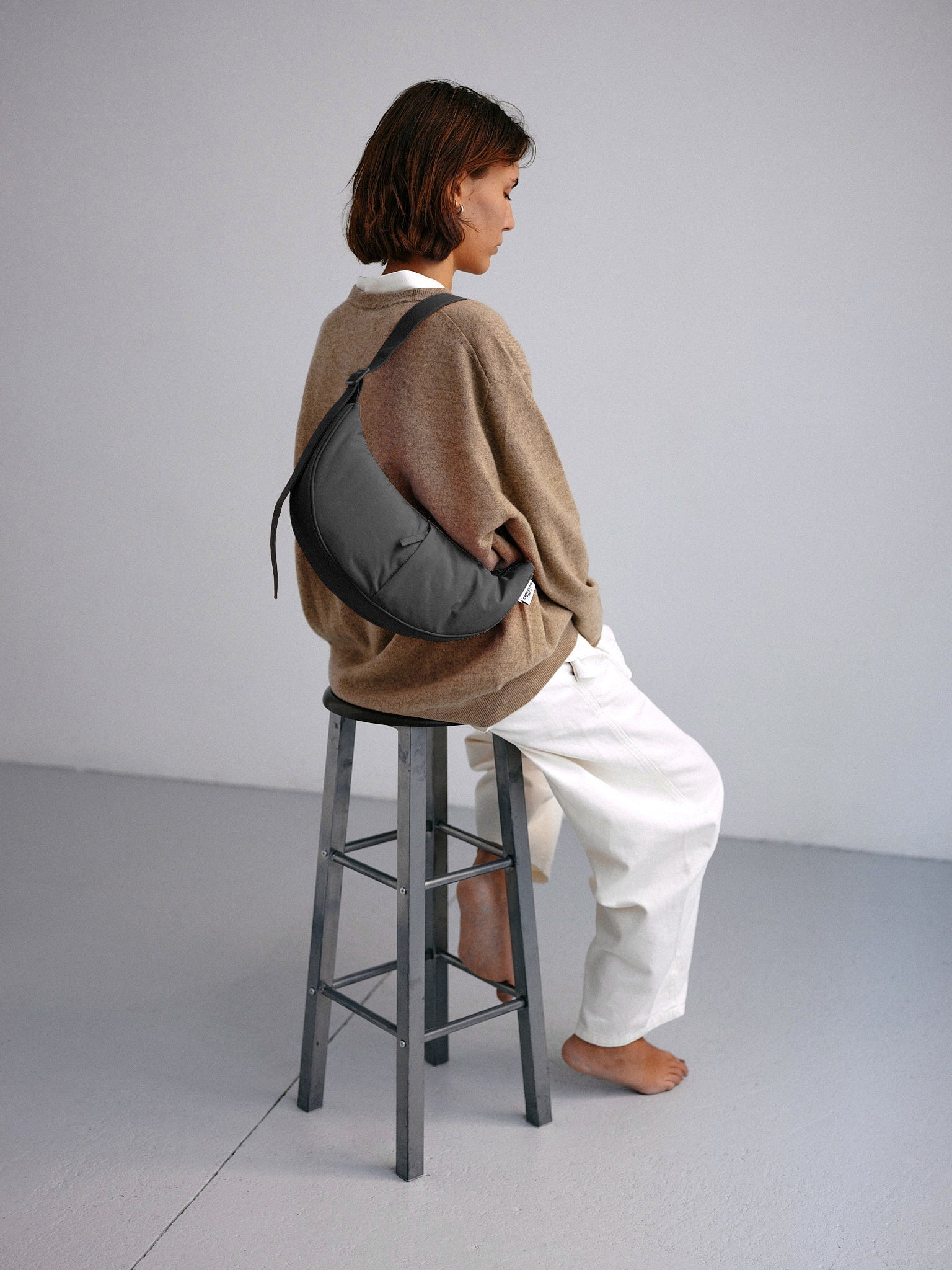 公式】ÖLEND オレンド Moon Bag バッグ Black – CHELSEA