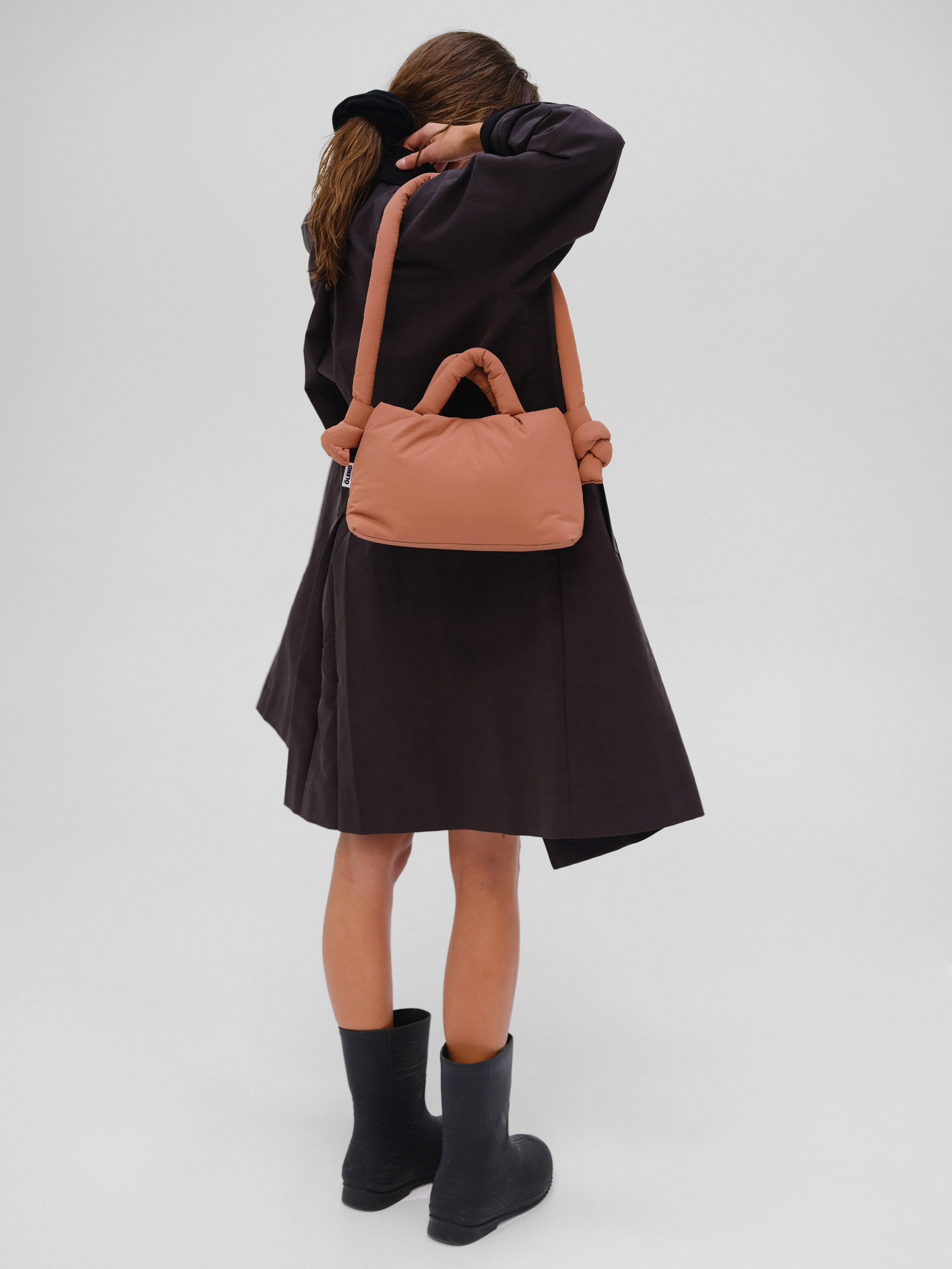 公式】ÖLEND オレンド MiniOna Soft Bag バッグ Green – CHELSEA