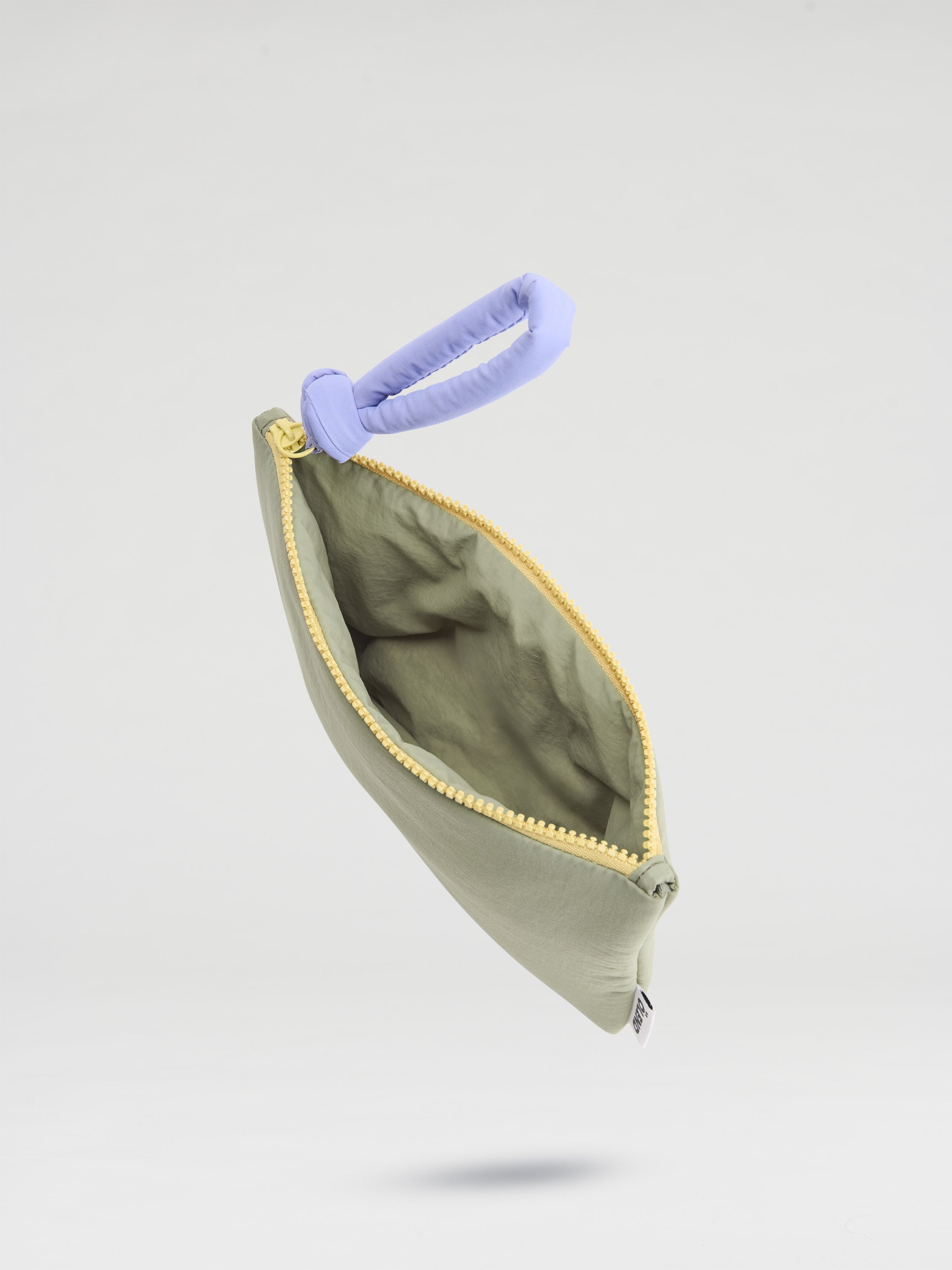 オレンド ポーチ PADDED POUCH パデッド ポーチ 公式】ÖLEND オレンド Padded Pouch ポーチ – CHELSEA