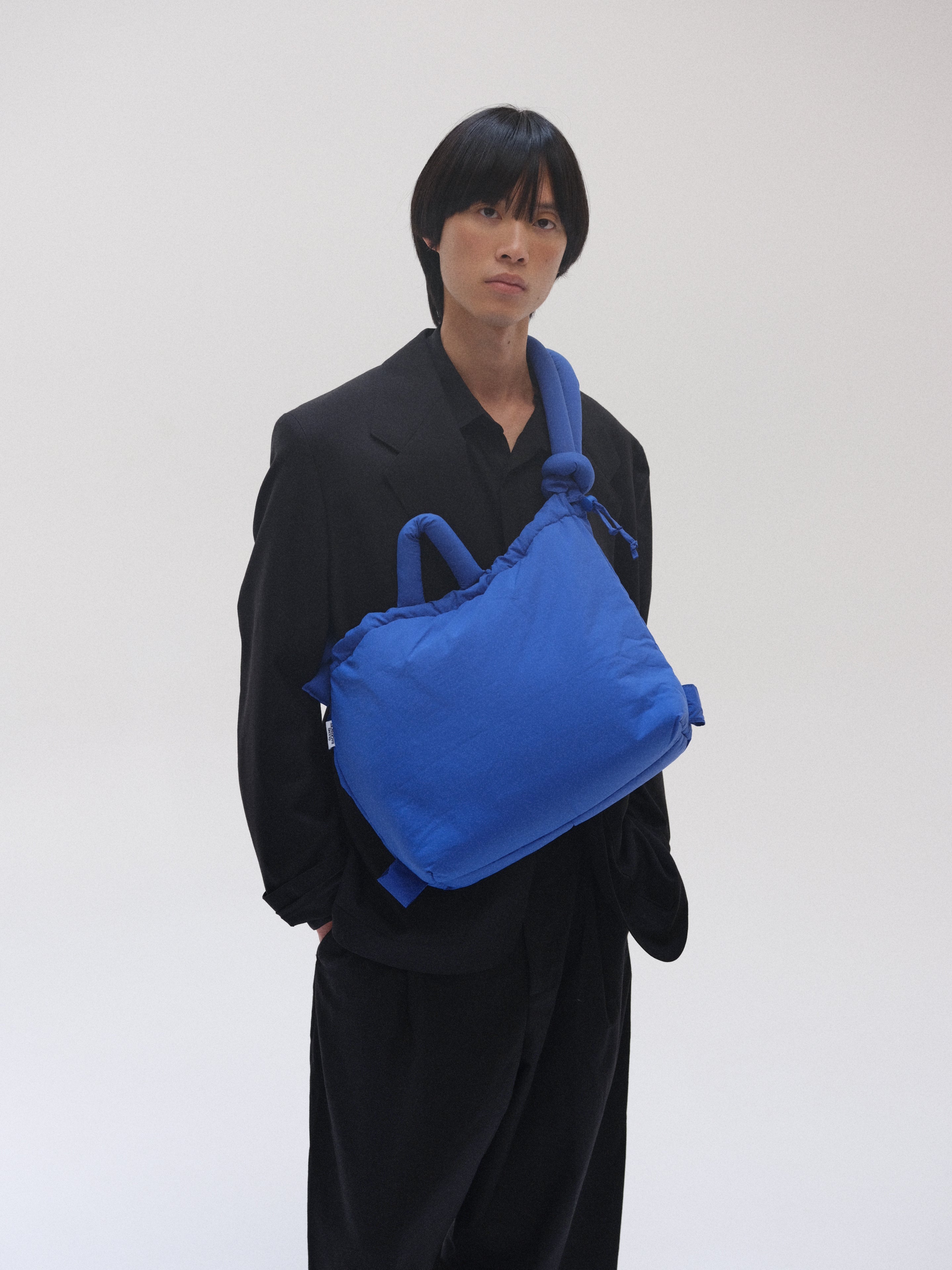 ÖLEND BACKPACKS ショルダーバッグ　blue OLEND BACKPACKS 青 ショルダーバッグ ブルー（青）系 Olend