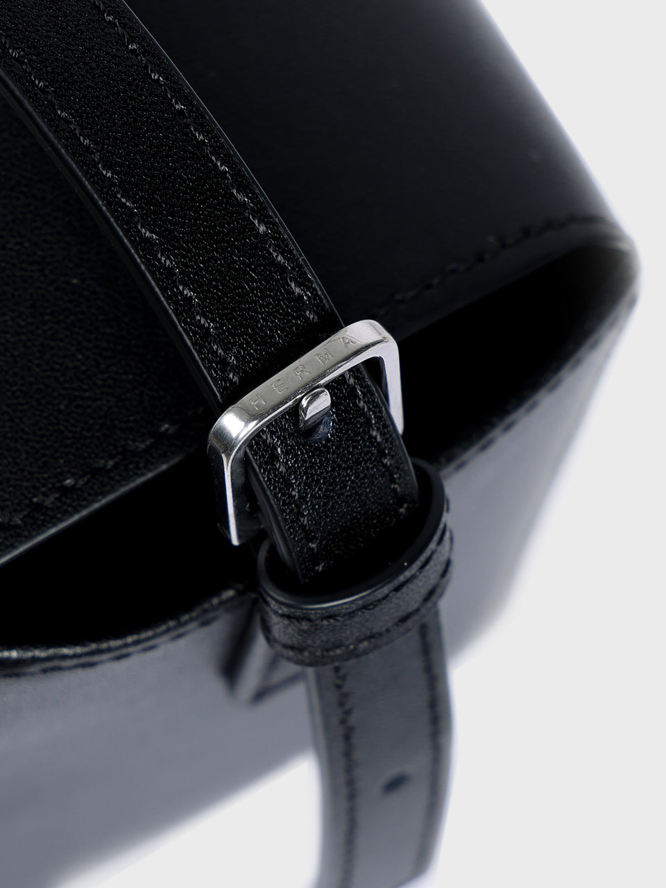 Recta Dual Strap Bag | Black