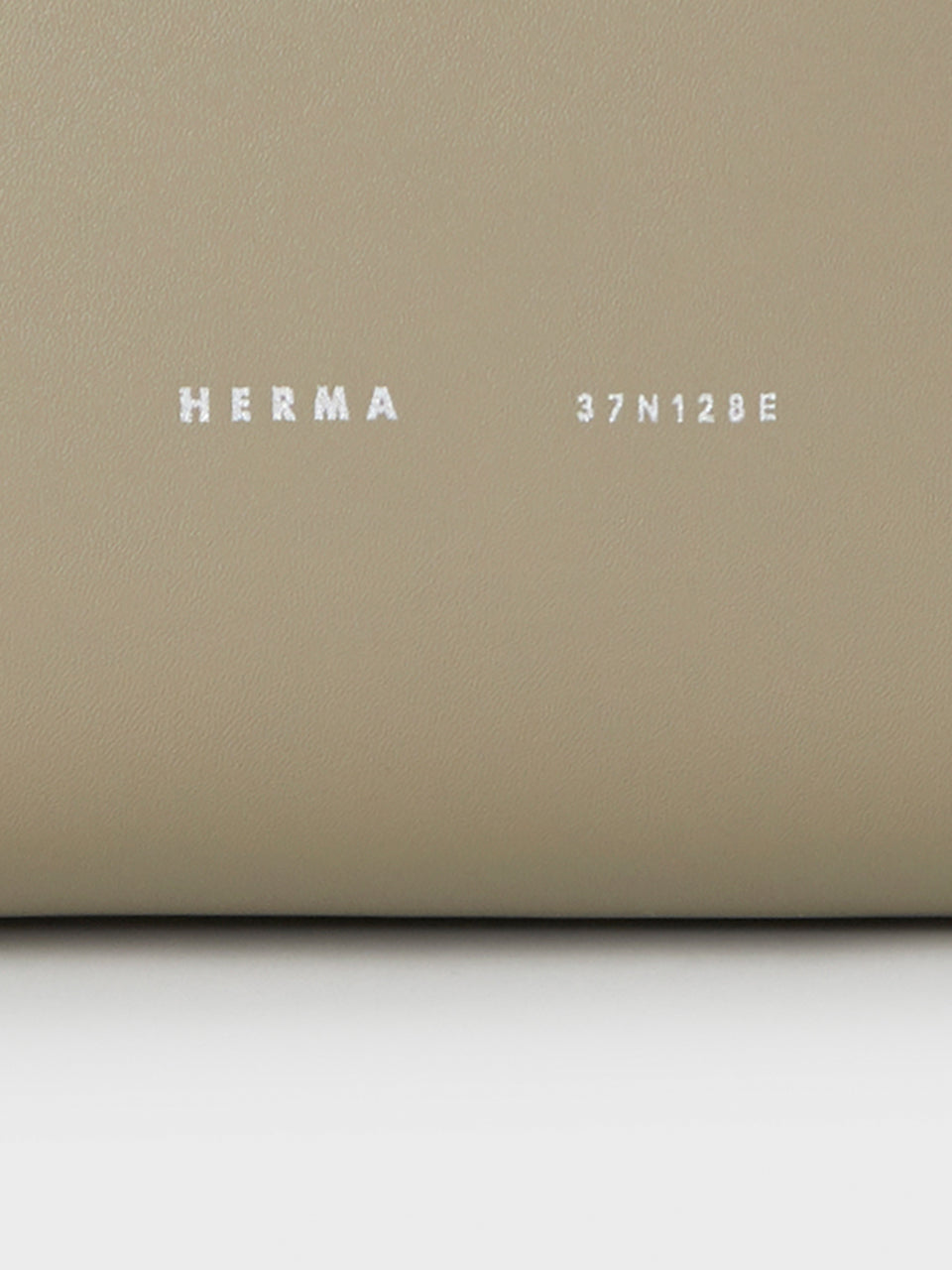 Small Cabas Shoulder Bag | Ecru