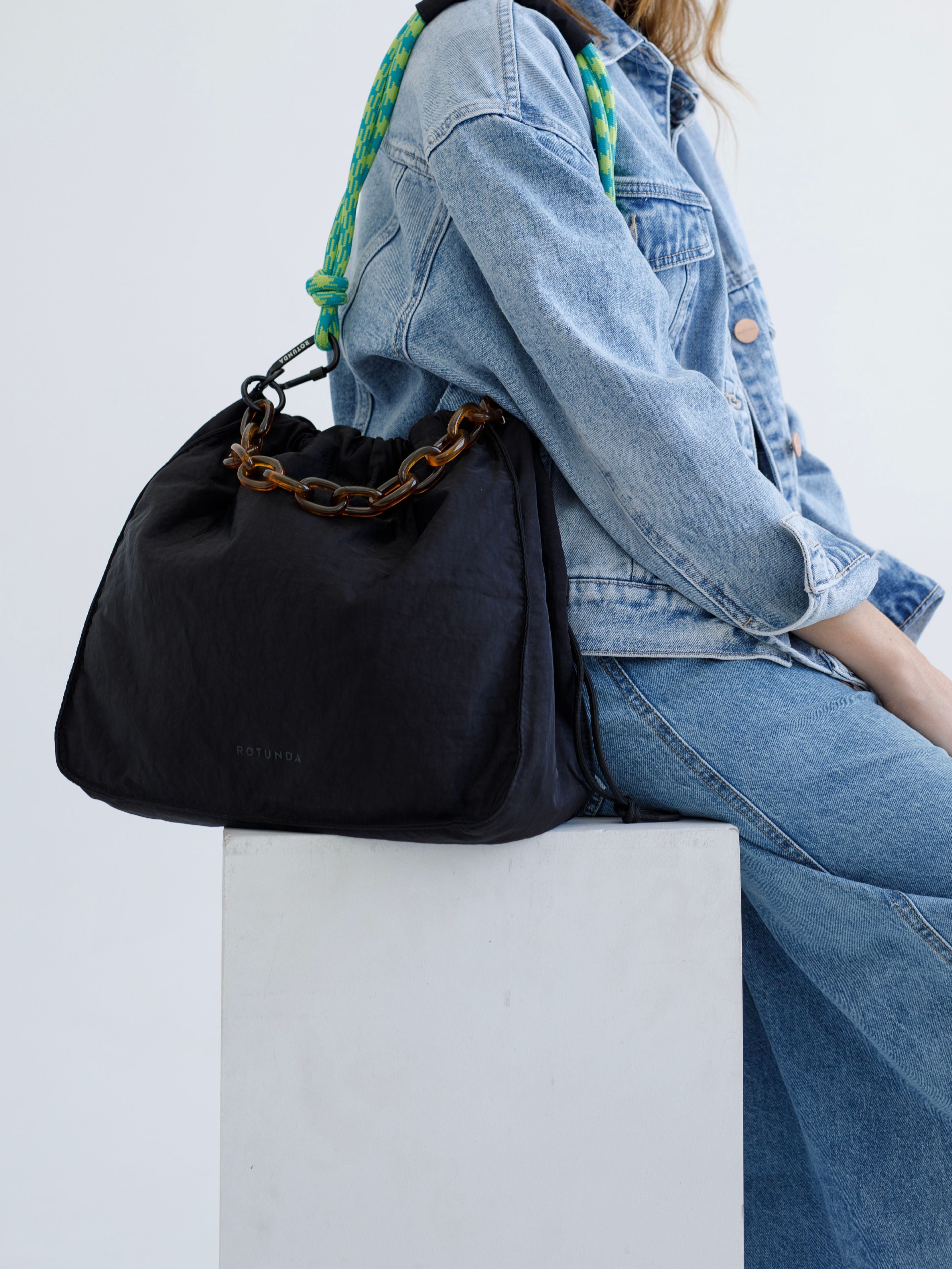 Sant Hobo Bag バッグ Black – CHELSEA