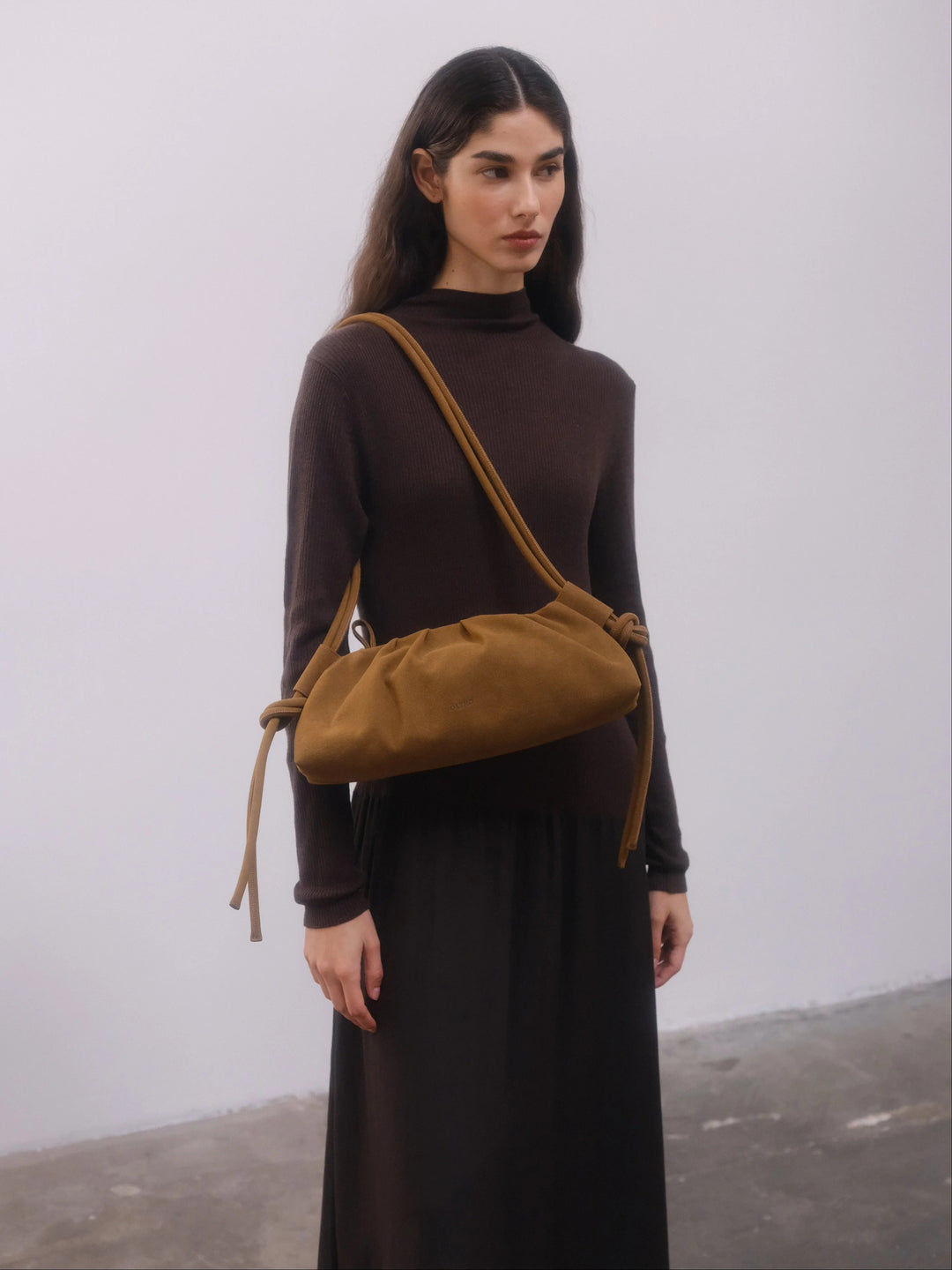 Dumpling Bag | Suede Brown