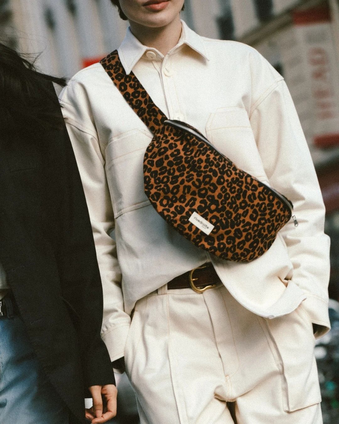 Custine XL ボディバッグ | Leopard