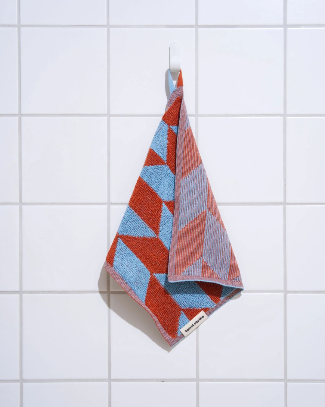 Arrow Tail ハンドタオル 30×30 | Sky & Brick