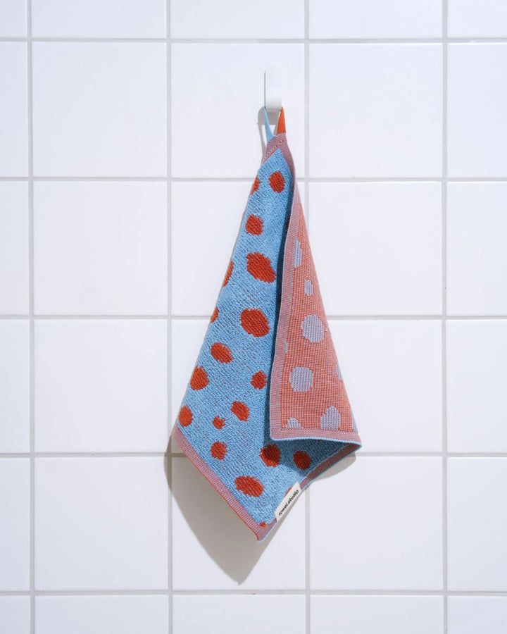 Pebble ハンドタオル 30×30 | Sky & Brick